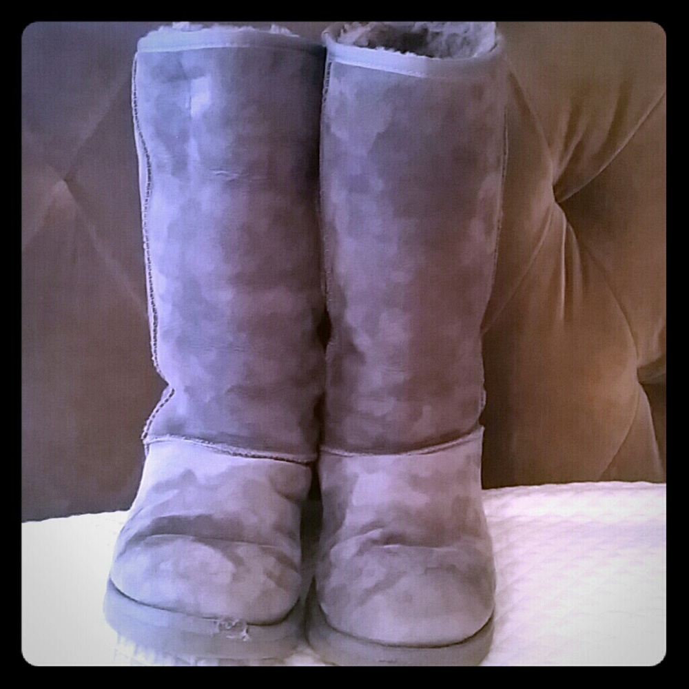 Uggs Size 9 dark gray tall boots